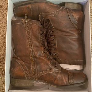 Steve Madden Troopa Boot